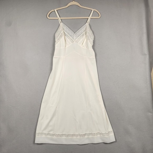 Artemis Design Co. Other - Vintage Lace Slip Dress Womens Small White Nylon Nightgown Made‎ in USA Lingerie